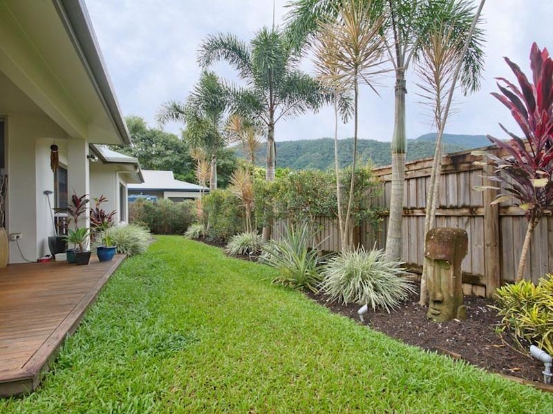11 Lum Jim Street, Redlynch QLD 4870