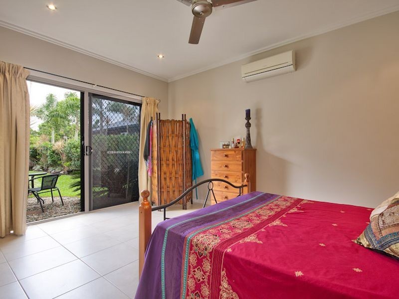 11 Lum Jim Street, Redlynch QLD 4870