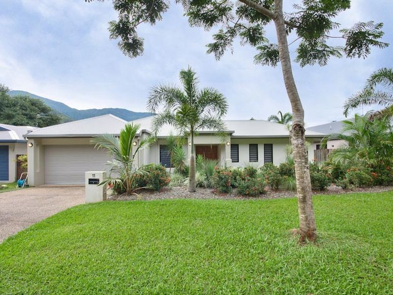 11 Lum Jim Street, Redlynch QLD 4870