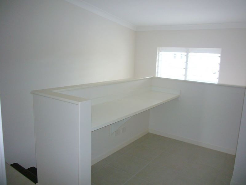 2/20-38 Sandwich Street, Redlynch QLD 4870
