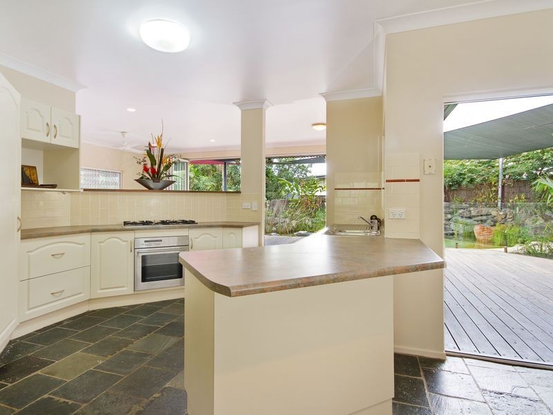 4 Chelsea Close, Kewarra Beach QLD 4879