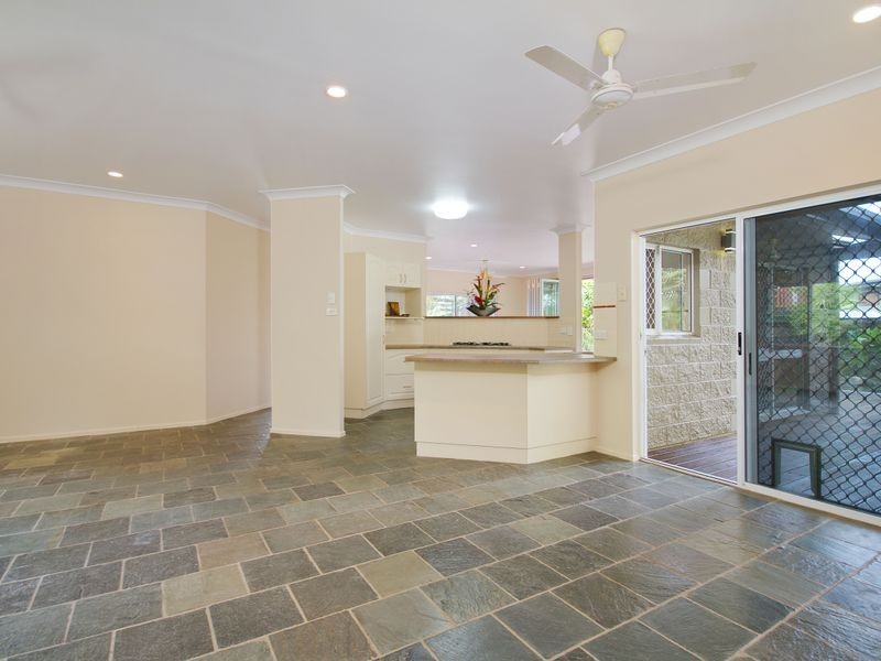 4 Chelsea Close, Kewarra Beach QLD 4879
