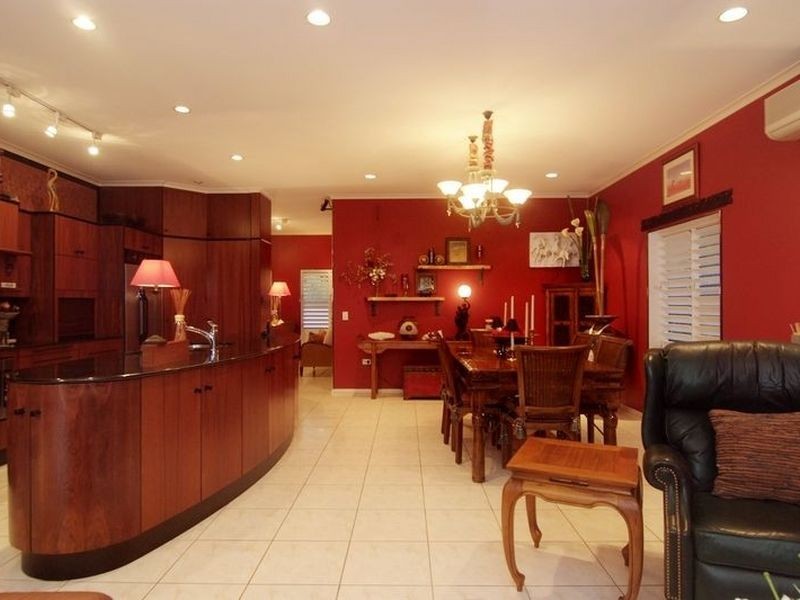 74 Cedar Road, Palm Cove QLD 4879