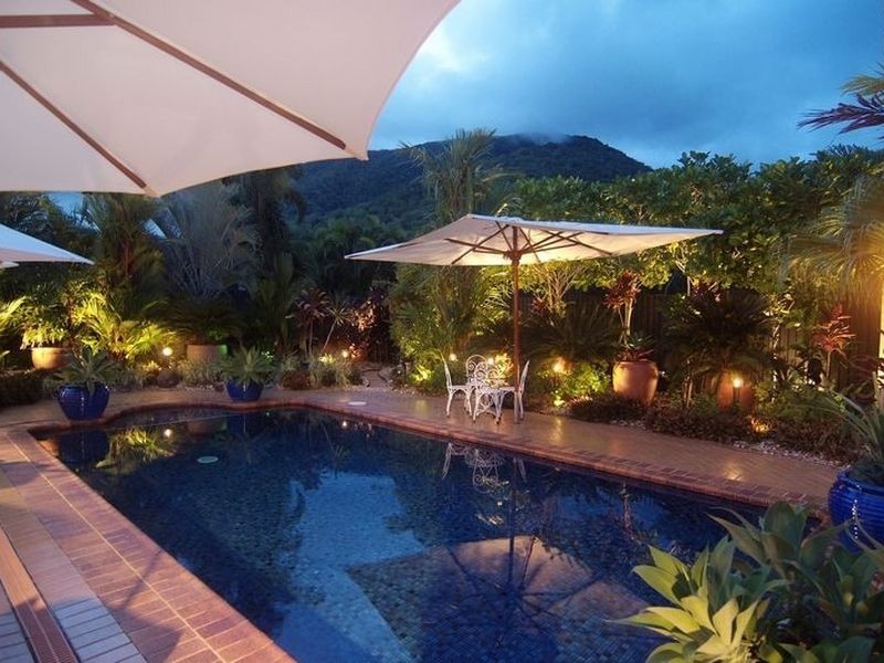 74 Cedar Road, Palm Cove QLD 4879