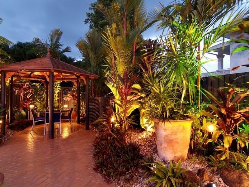 74 Cedar Road, Palm Cove QLD 4879