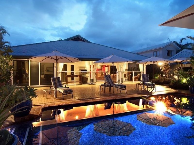 74 Cedar Road, Palm Cove QLD 4879