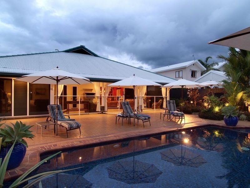 74 Cedar Road, Palm Cove QLD 4879