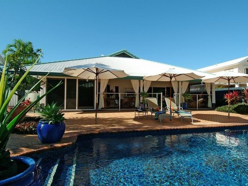 74 Cedar Road, Palm Cove QLD 4879