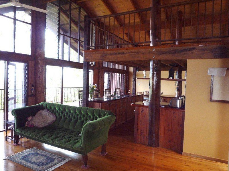 14 Jarda Street, Smithfield QLD 4878