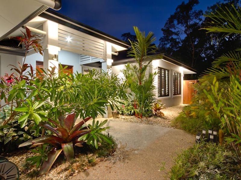 12 Celebration Close, Clifton Beach QLD 4879