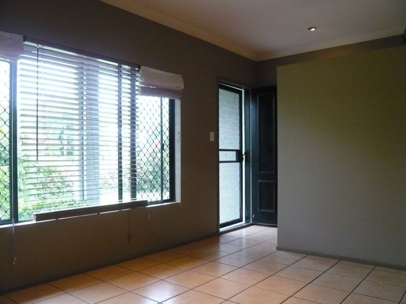 12 Burranong Street, Kewarra Beach QLD 4879