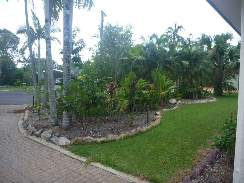 3 Thetford Close, Clifton Beach QLD 4879