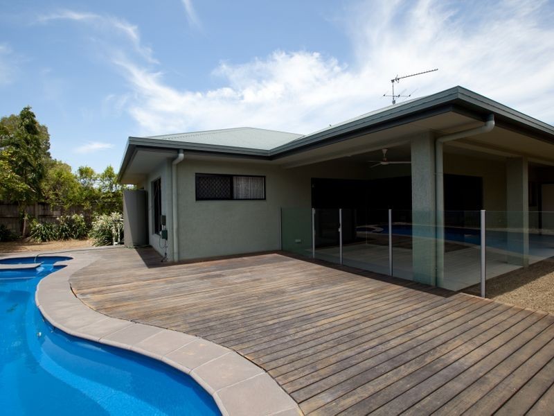 24 Monterey Street, Kewarra Beach QLD 4879