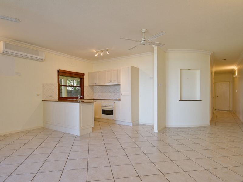 1/39 Sims Esplanade, Yorkeys Knob QLD 4878