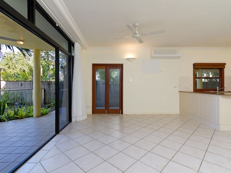 1/39 Sims Esplanade, Yorkeys Knob QLD 4878