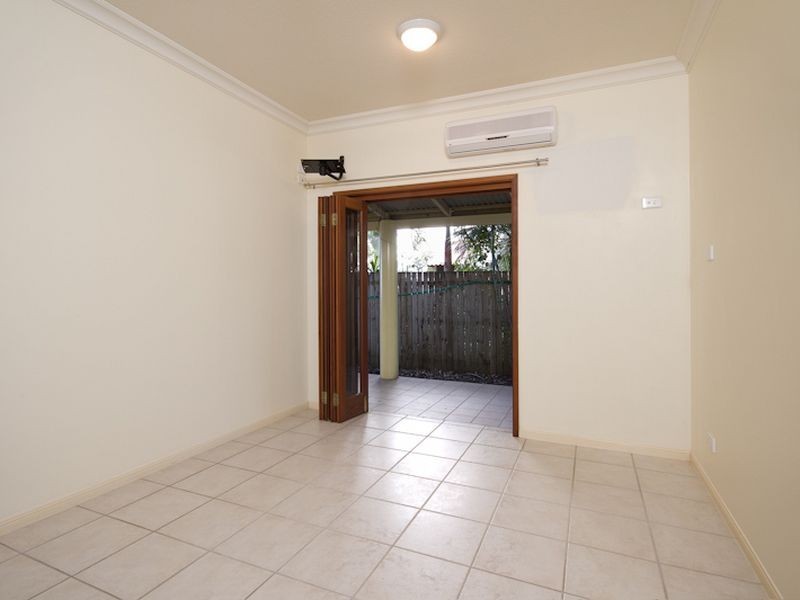 1/39 Sims Esplanade, Yorkeys Knob QLD 4878