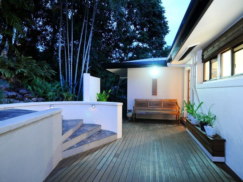 24 Bena Street, Smithfield QLD 4878