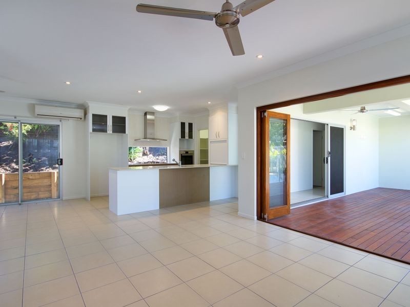 39 Muller Street, Palm Cove QLD 4879