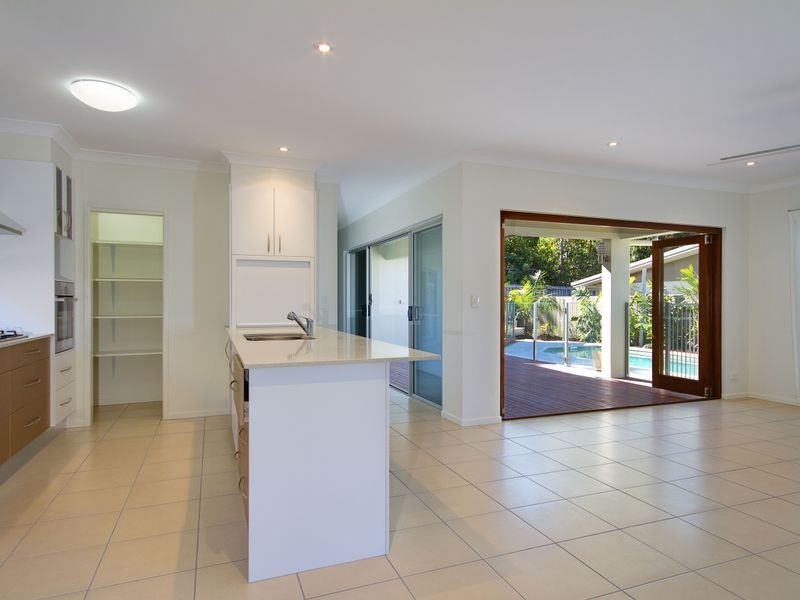 39 Muller Street, Palm Cove QLD 4879