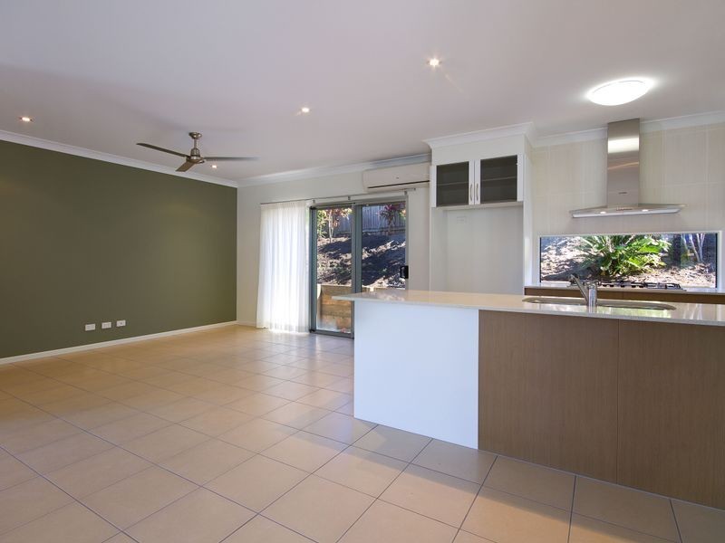39 Muller Street, Palm Cove QLD 4879