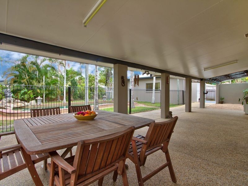 3 Summertime Close, Trinity Park QLD 4879
