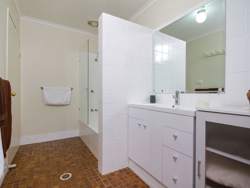 3 Summertime Close, Trinity Park QLD 4879