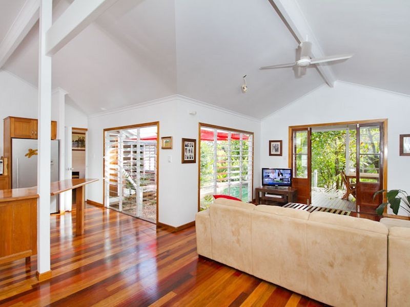 1 Heron Close, Kewarra Beach QLD 4879