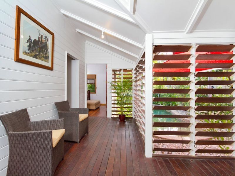 1 Heron Close, Kewarra Beach QLD 4879