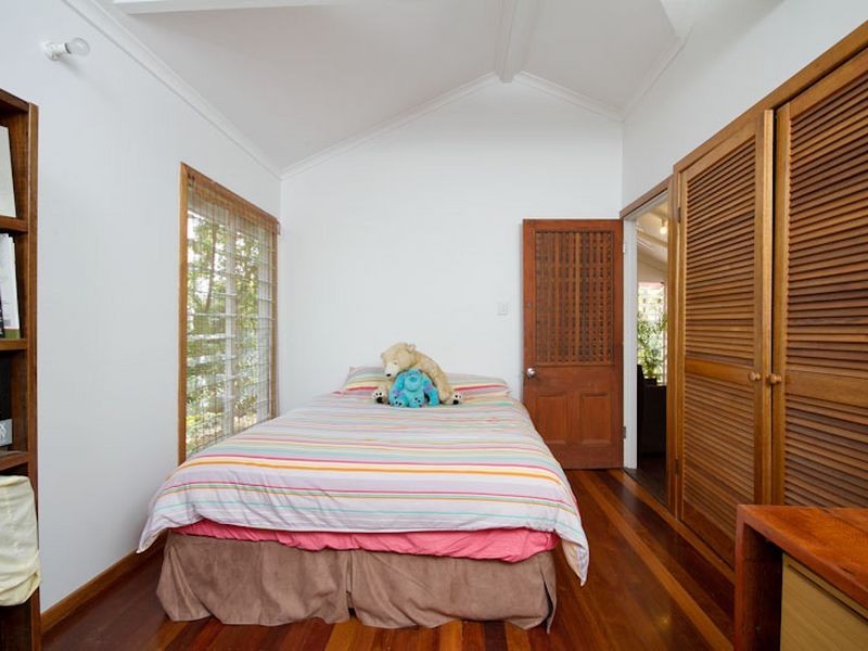 1 Heron Close, Kewarra Beach QLD 4879