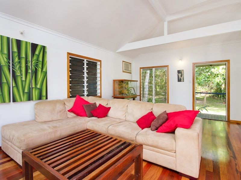 1 Heron Close, Kewarra Beach QLD 4879