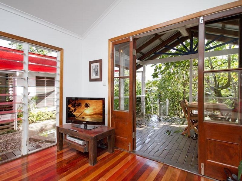 1 Heron Close, Kewarra Beach QLD 4879