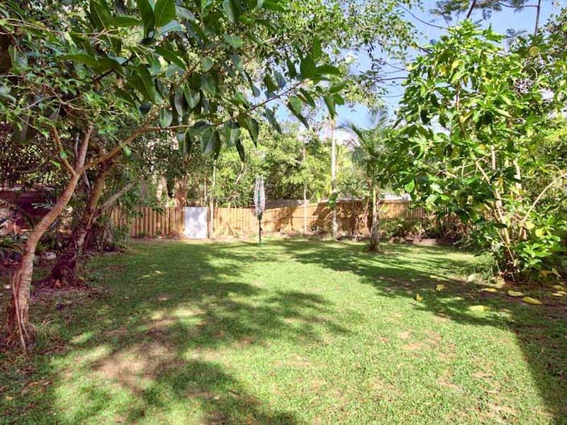 1 Heron Close, Kewarra Beach QLD 4879
