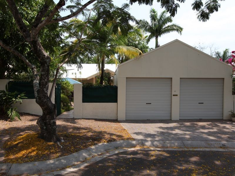 12 Saddle Mountain Road, Smithfield QLD 4878