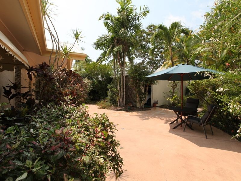 12 Saddle Mountain Road, Smithfield QLD 4878