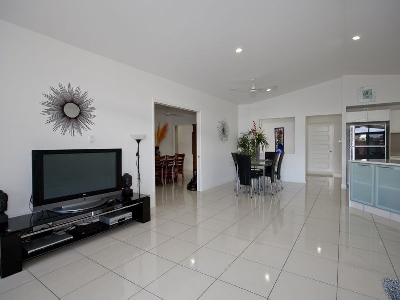 4 Kosciusko Street, Smithfield QLD 4878