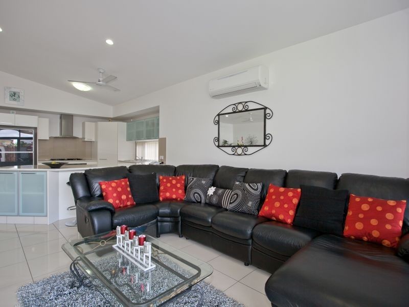 4 Kosciusko Street, Smithfield QLD 4878