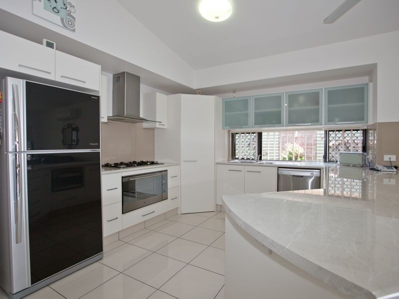 4 Kosciusko Street, Smithfield QLD 4878