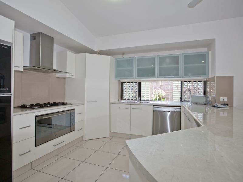 4 Kosciusko Street, Smithfield QLD 4878