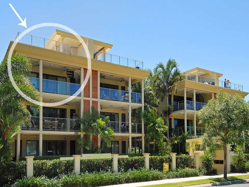 12/31-33 Sims Esplanade, Yorkeys Knob QLD 4878