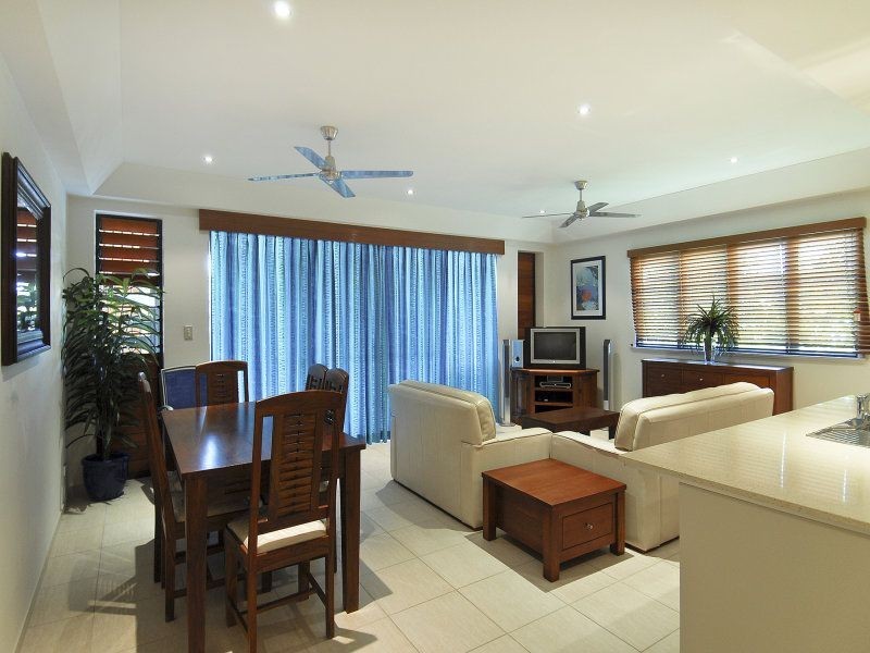 12/31-33 Sims Esplanade, Yorkeys Knob QLD 4878