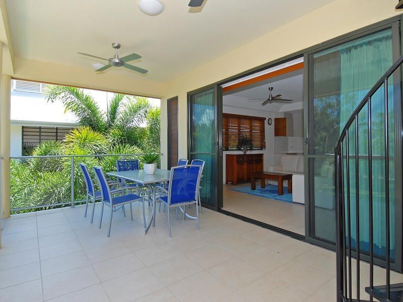 12/31-33 Sims Esplanade, Yorkeys Knob QLD 4878
