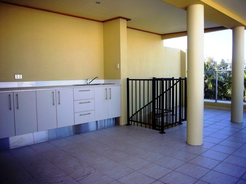 12/31-33 Sims Esplanade, Yorkeys Knob QLD 4878