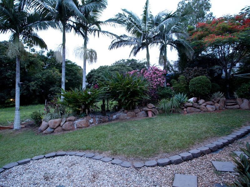 5 Helen Close, Smithfield QLD 4878