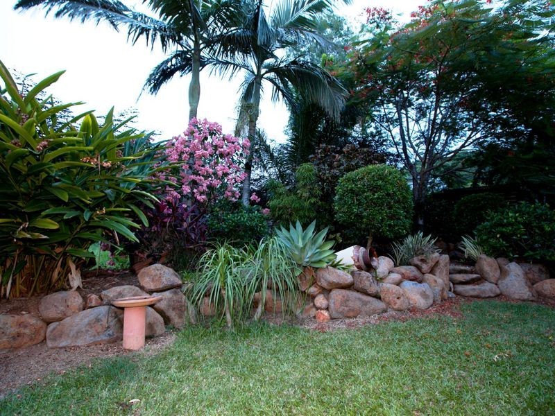 5 Helen Close, Smithfield QLD 4878