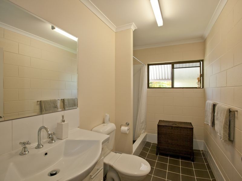 3/493 Varley Street, Yorkeys Knob QLD 4878