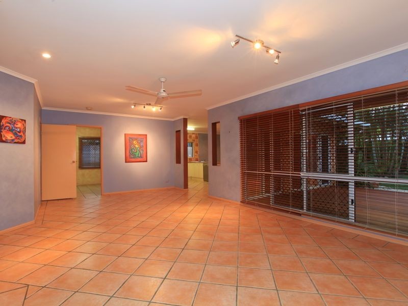 9 Cronulla Close, Kewarra Beach QLD 4879