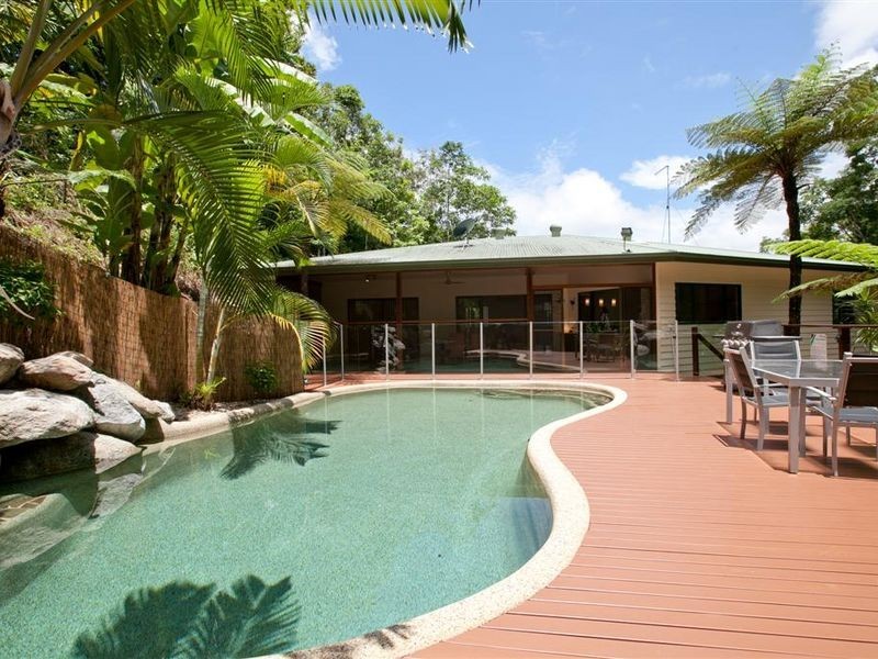 7 Cycas Close, Smithfield QLD 4878