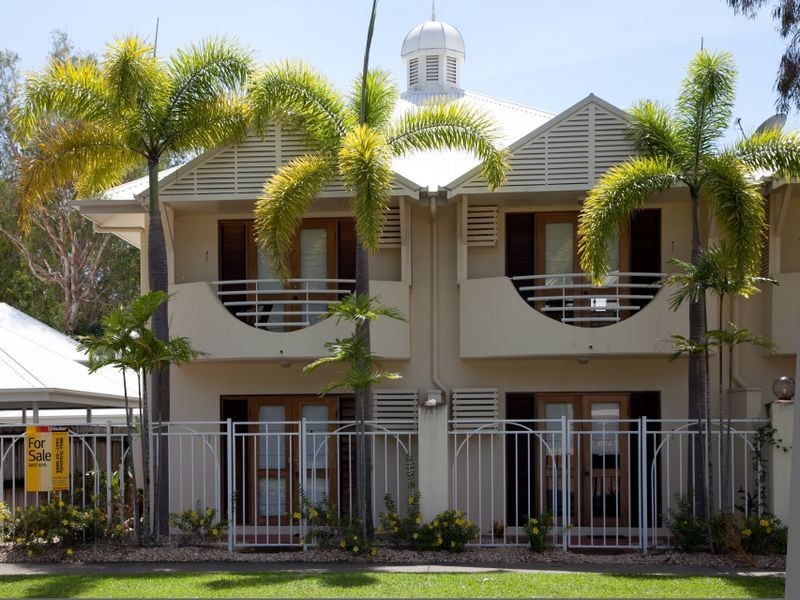 1/32 Oliva Street, Palm Cove QLD 4879
