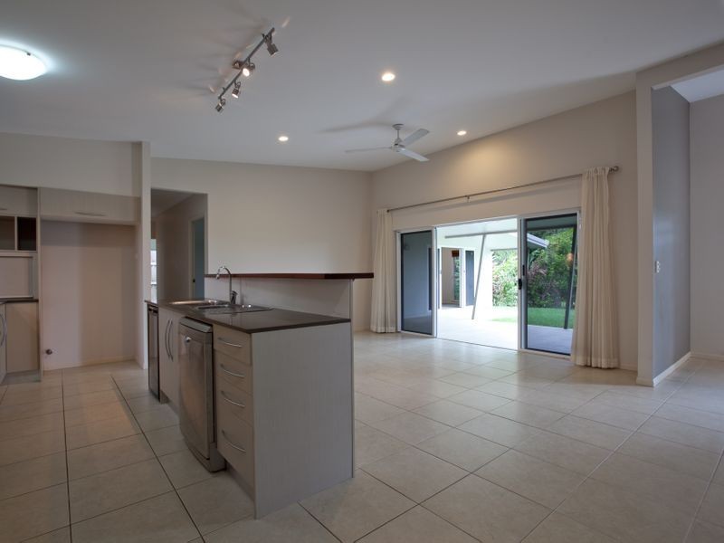41 Muller Street, Palm Cove QLD 4879