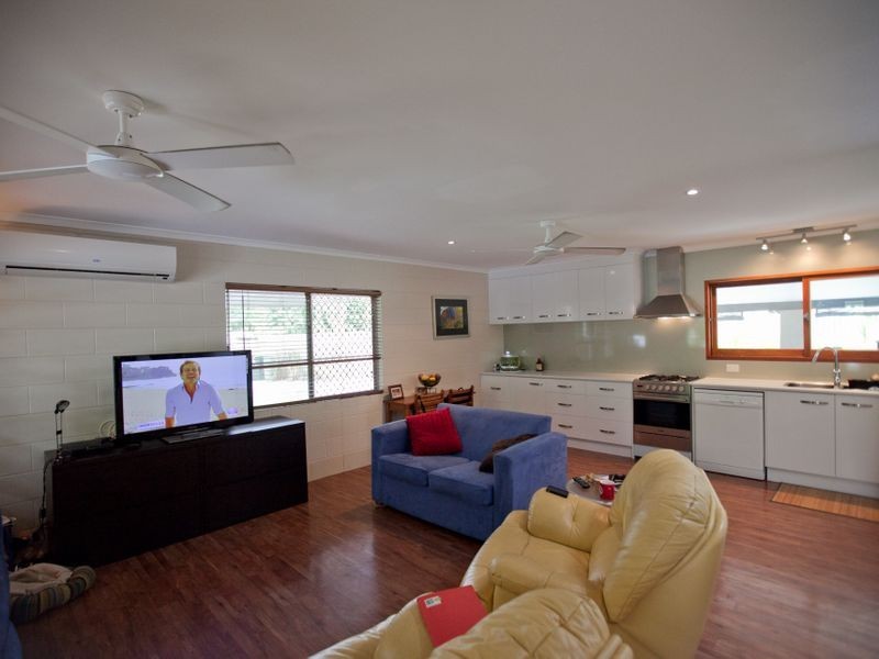 14-16 Carolyn Close, Yorkeys Knob QLD 4878